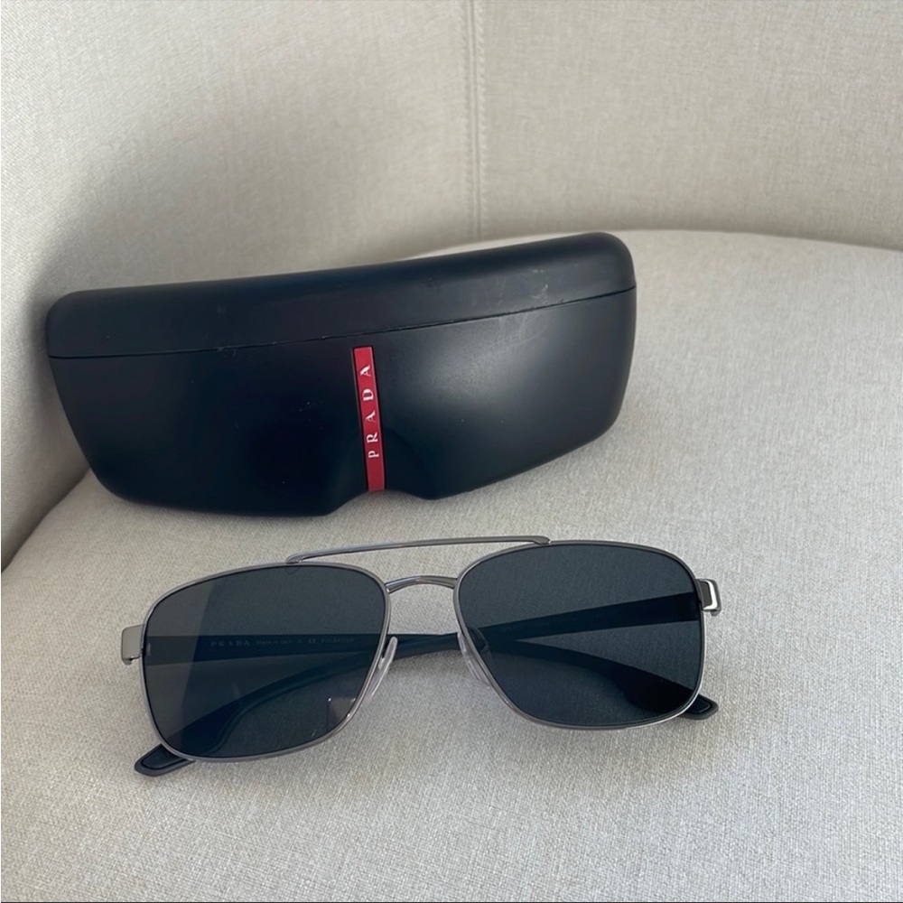 Authentic Prada sunglasses - Picture 2 of 9
